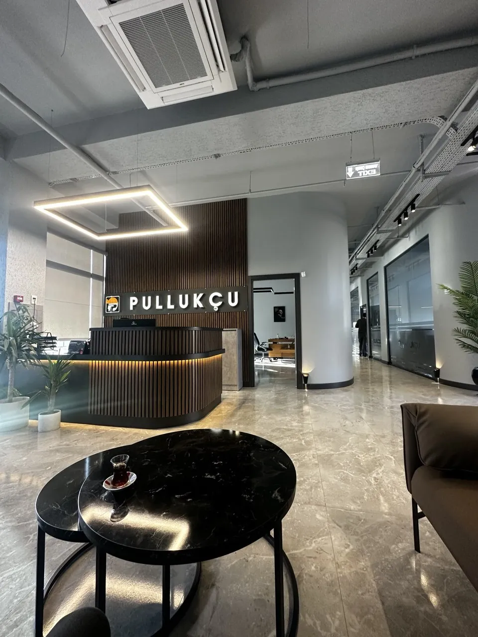 Pullukçu Madencilik için tamamlanan anahtar teslim ofis resepsiyon uygulaması